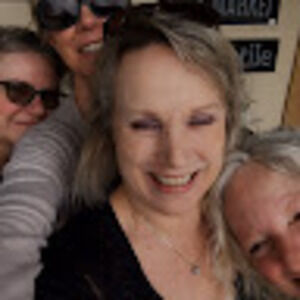 Meet your Posher, Lynne